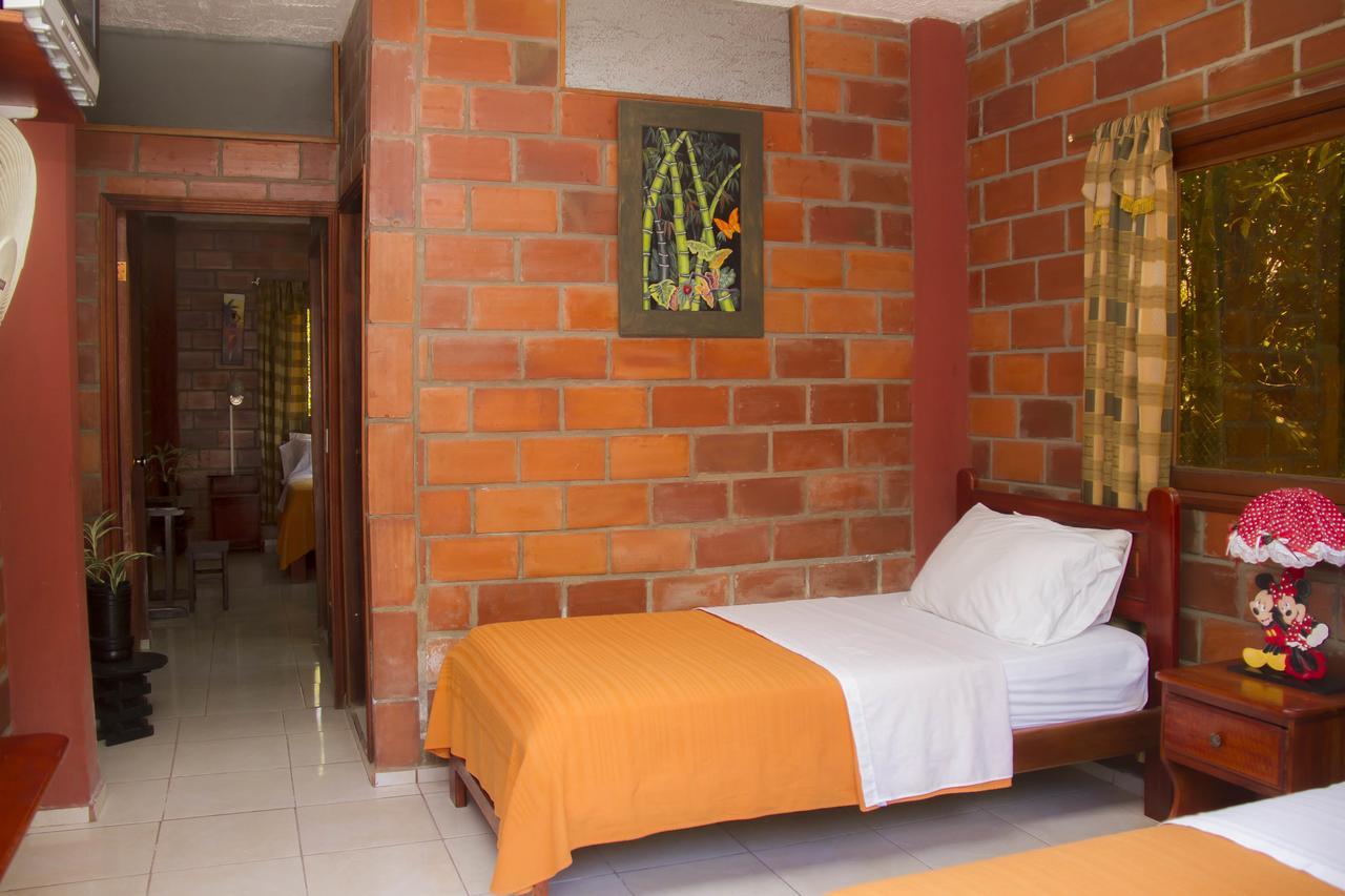Hosteria Las Heliconias Тена Екстериор снимка