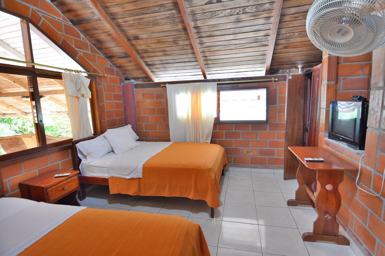 Hosteria Las Heliconias Тена Екстериор снимка