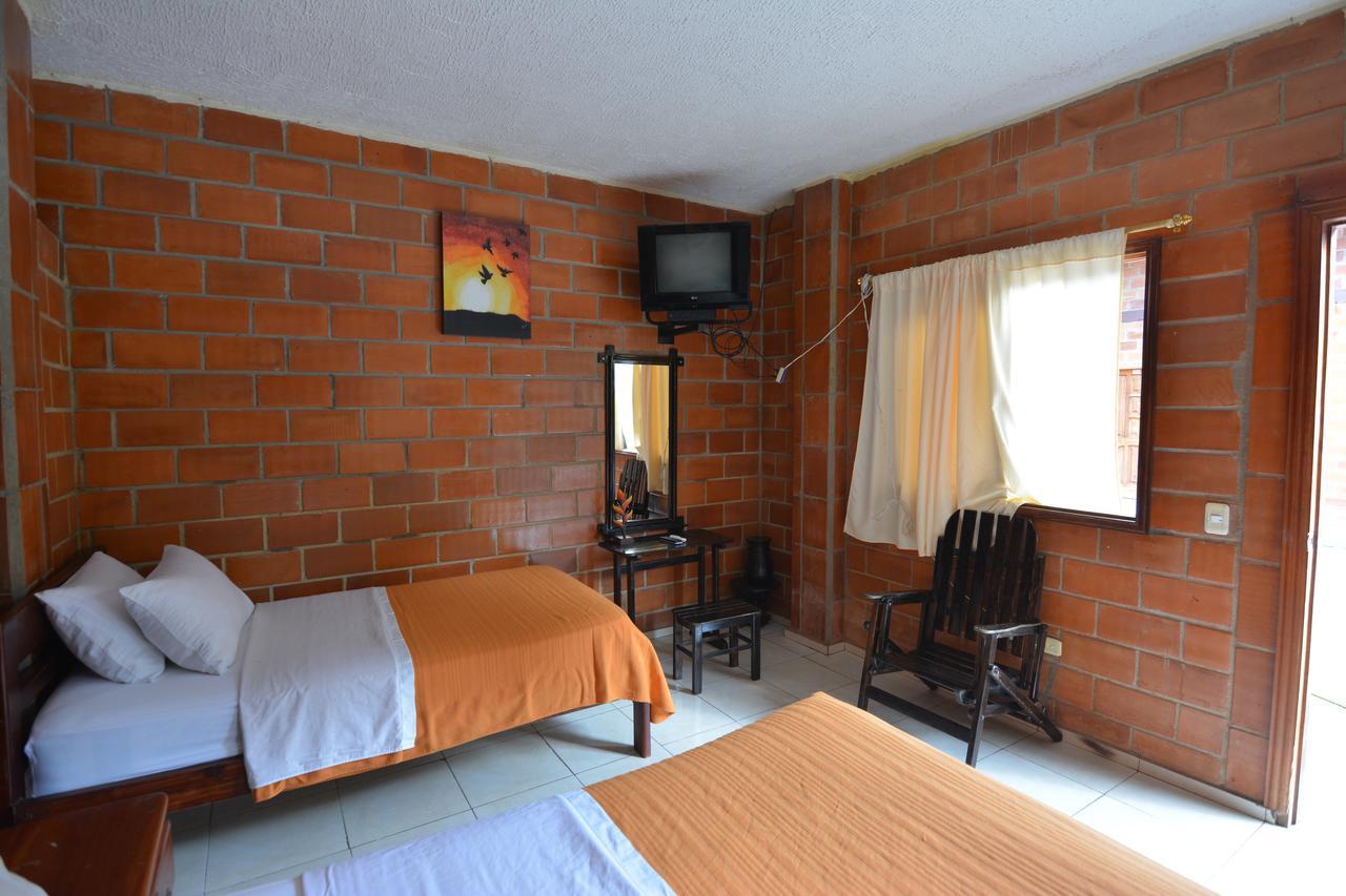 Hosteria Las Heliconias Тена Екстериор снимка